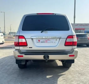 land cruiser gxr for sale in abu dhabi