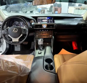 Lexus is300 in emco cars showroom abu dhabi. best used cars showroom abbu dhabi.